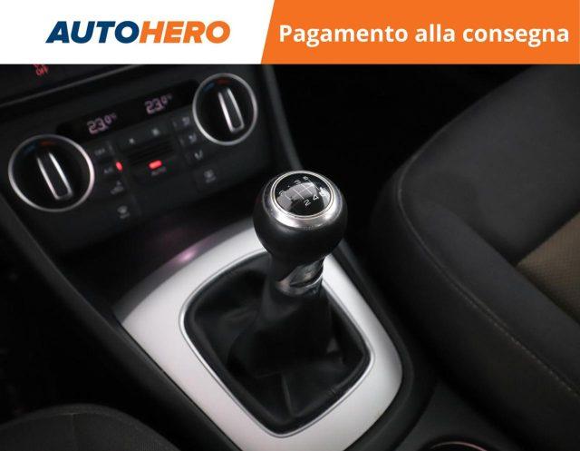 AUDI Q3 2.0 TDI 120 CV Business