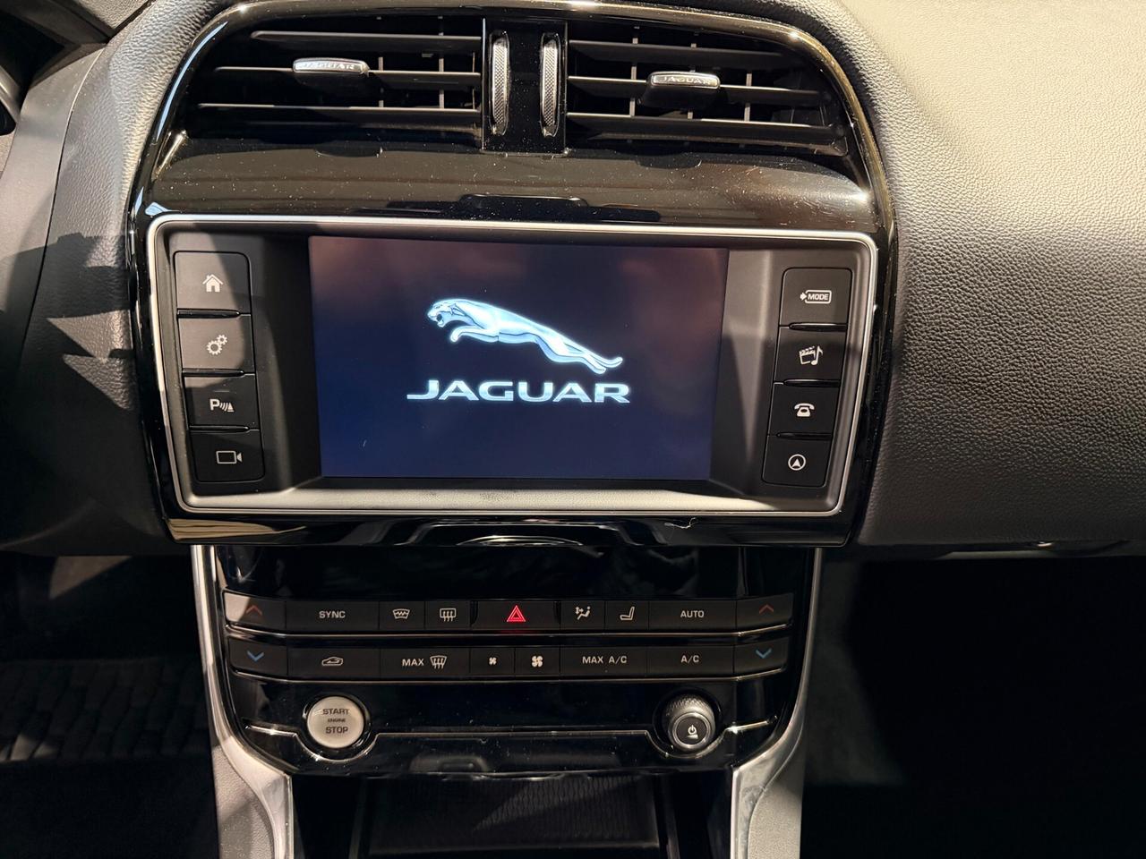 Jaguar XE 2.0 D Turbo 180CV Prestige