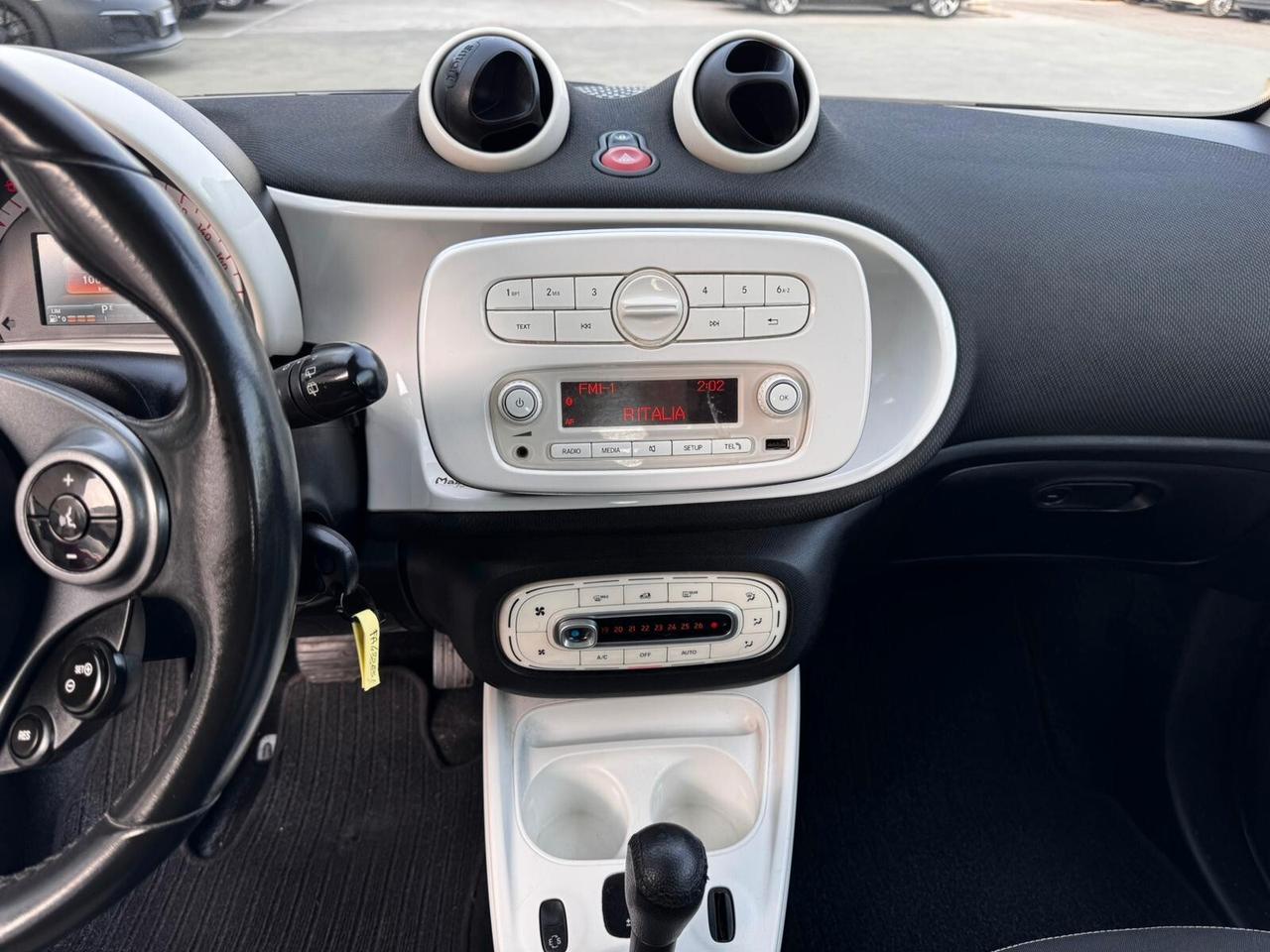 SMART FORTWO 1.0 BENZINA 70 CV 2015