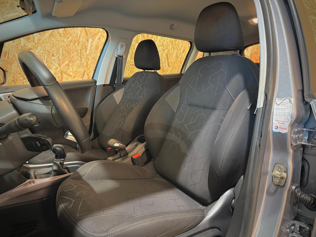 Peugeot 2008 1.2 VTi 82CV Active - NEOPATENTATI