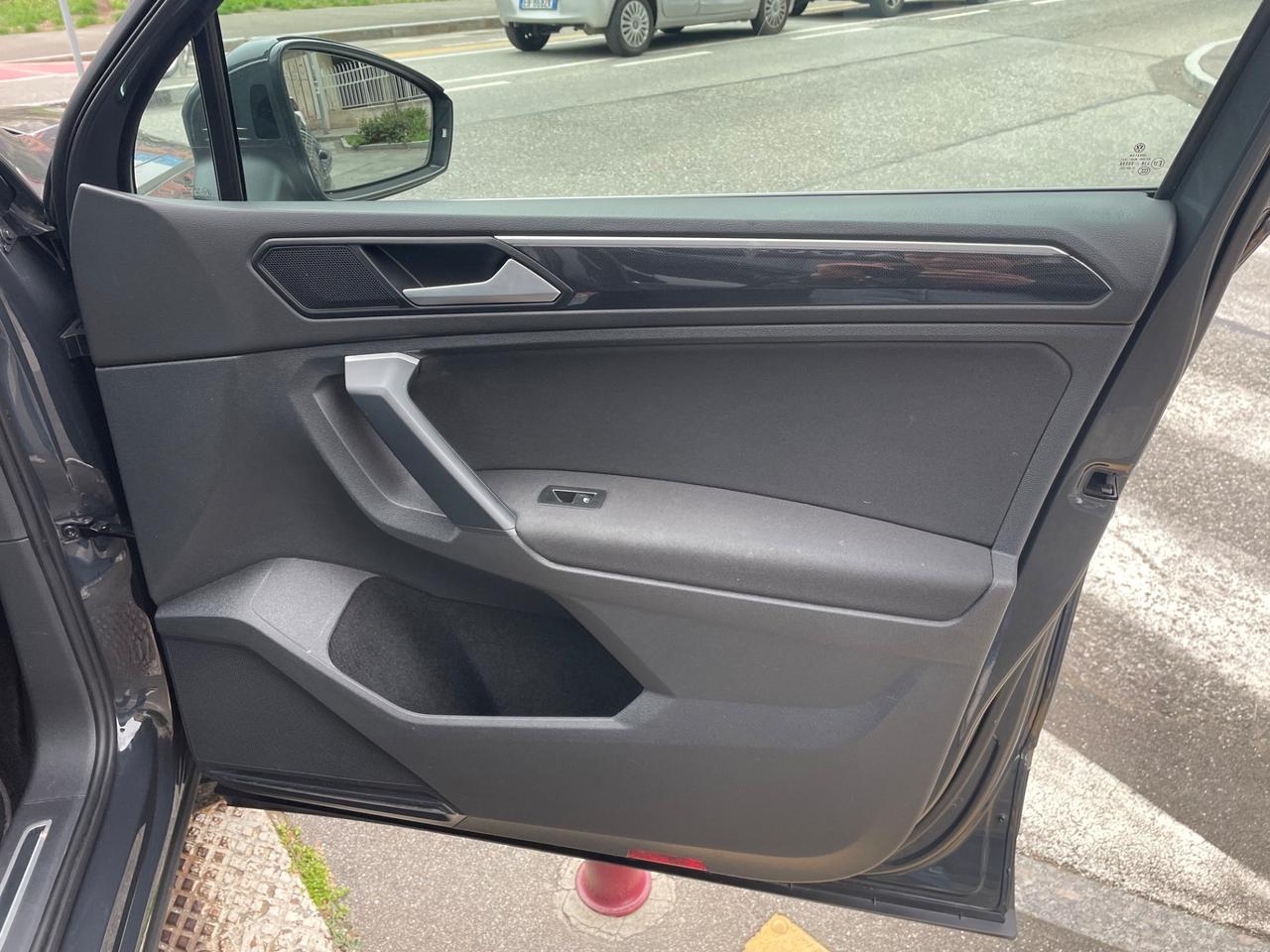 VW Tiguan 2.0TDI 150CV DSG/1PROP/GARANZIA/IVA