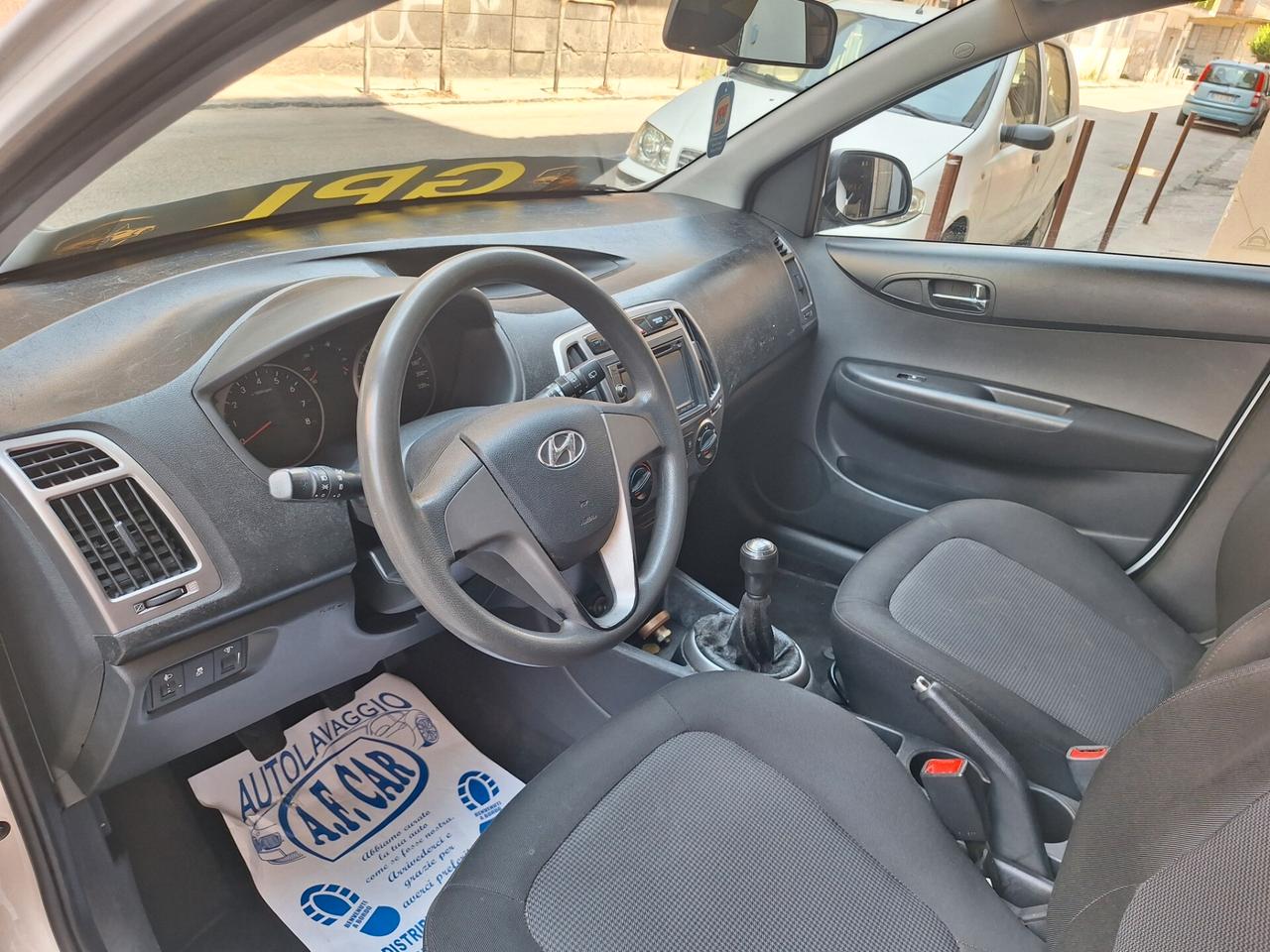 Hyundai i20 1.2 5p. Econext Sound Edition