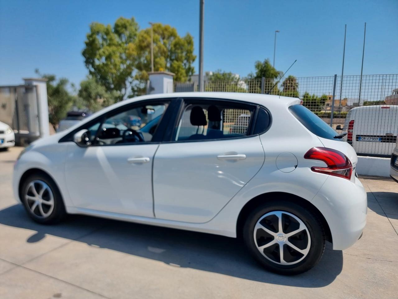 Peugeot 208 BENZINA 68CV 5 porte Access