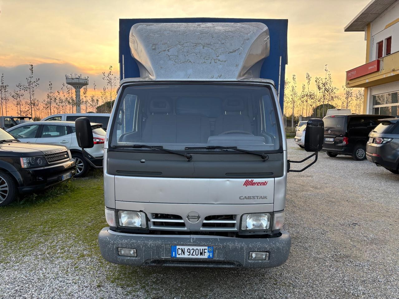 Nissan Cabstar 28.10 3.0 Tdi PC Cabinato L