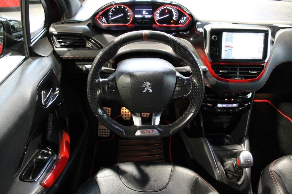 Peugeot 208 1.6 THP 200 CV 3 porte GTi
