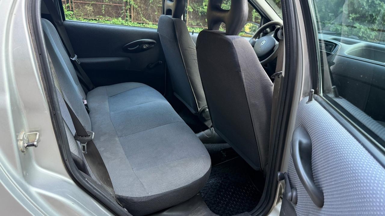 Fiat Punto 1.2i cat 5 porte Feel