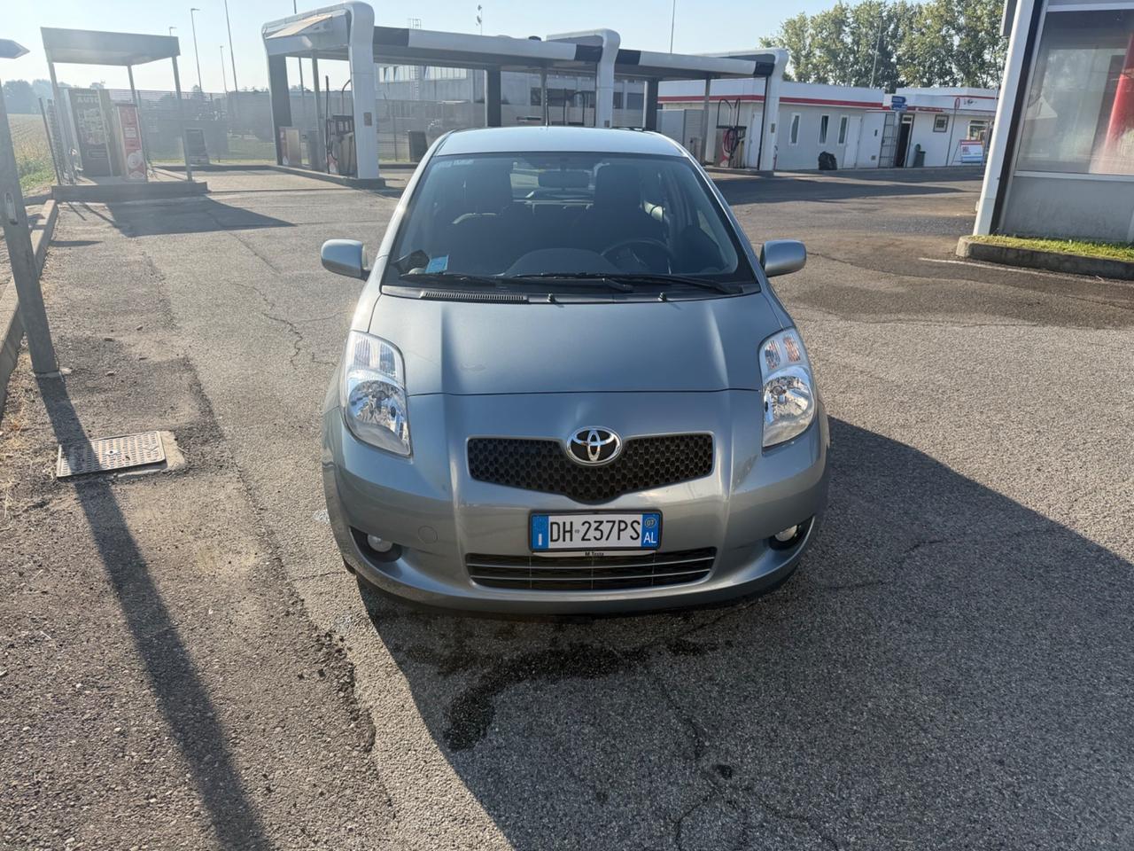 Toyota Yaris 1.3 3 porte Sol