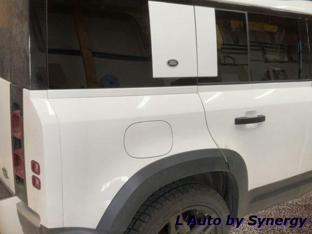 LAND ROVER Defender 110 2.0 SD4 AWD Auto SE