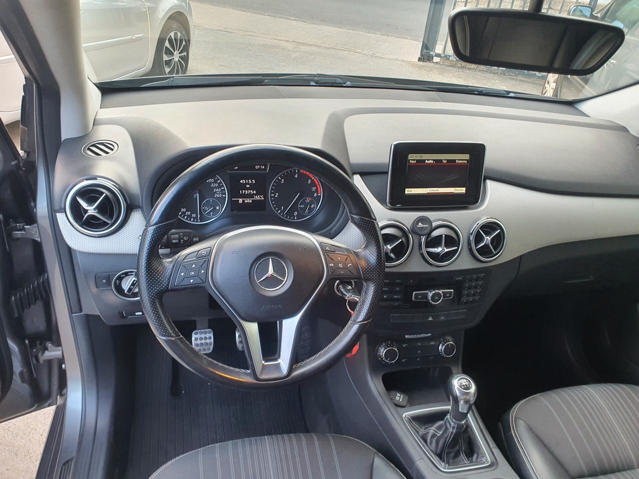 Mercedes-benz B 200 CDI BlueEFFICIENCY Premium