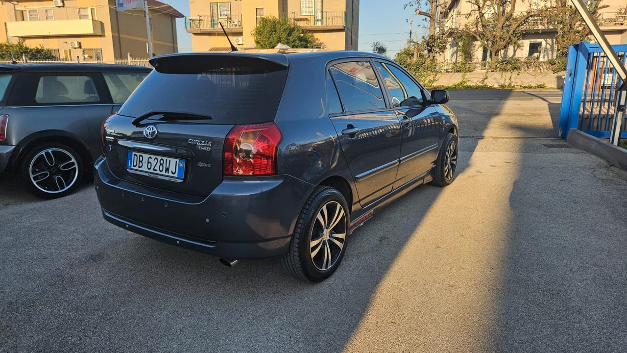 Toyota Corolla 1.4 D-4D M-MT 5 porte ESP