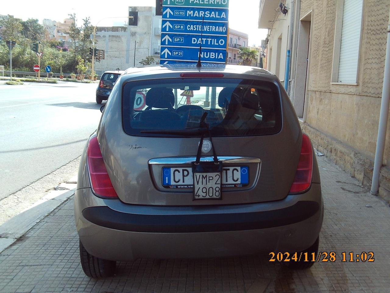 Lancia Ypsilon 1.2 Argento