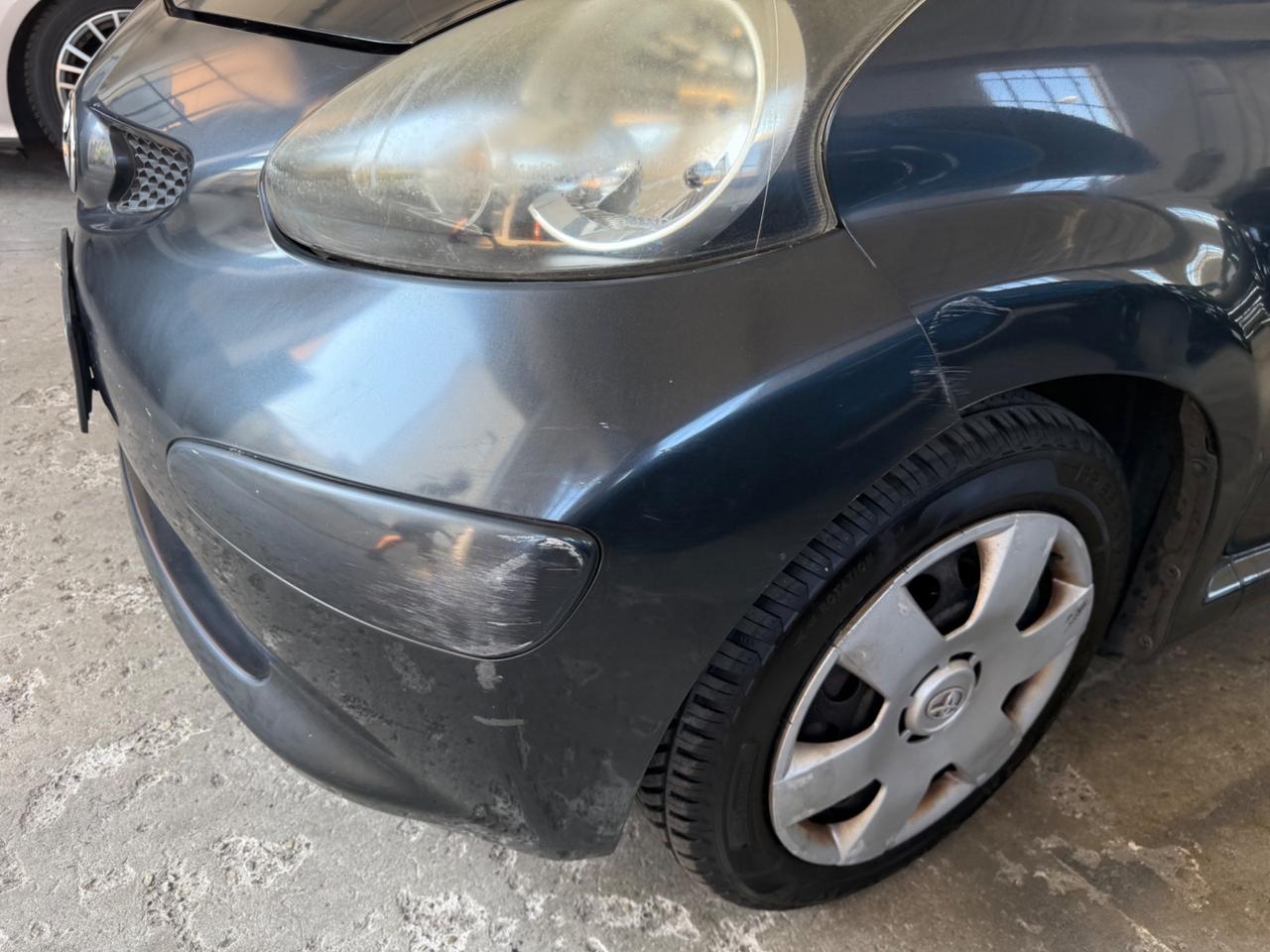 Toyota Aygo 1.0 12V VVT-i 5 porte Sol