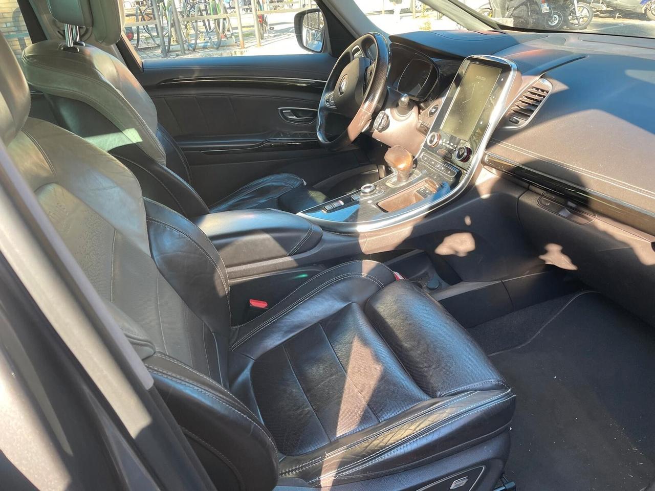 Renault Espace dCi 160CV EDC Energy Initiale Paris 4Control