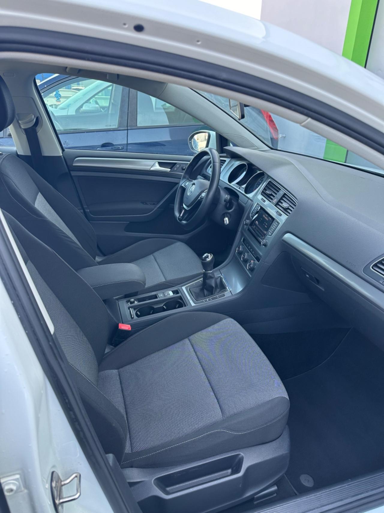 Volkswagen Golf 1.6 TDI 5p. Highline BlueMotion Technology