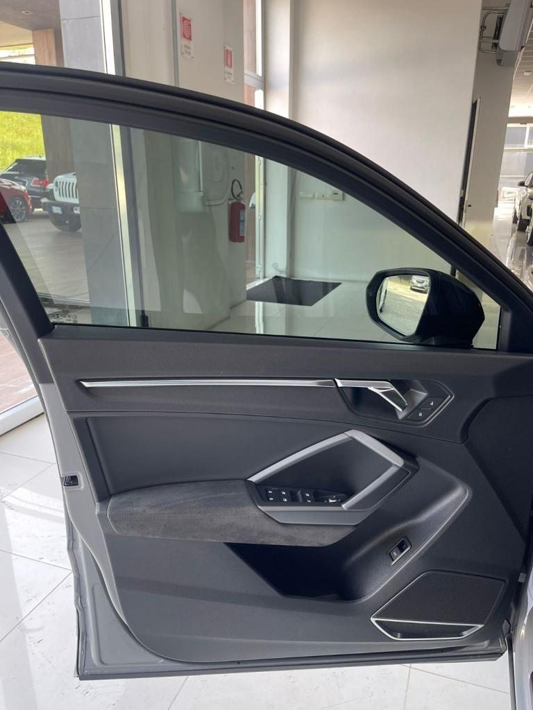 Audi Q3 RS SPB quattro S tronic