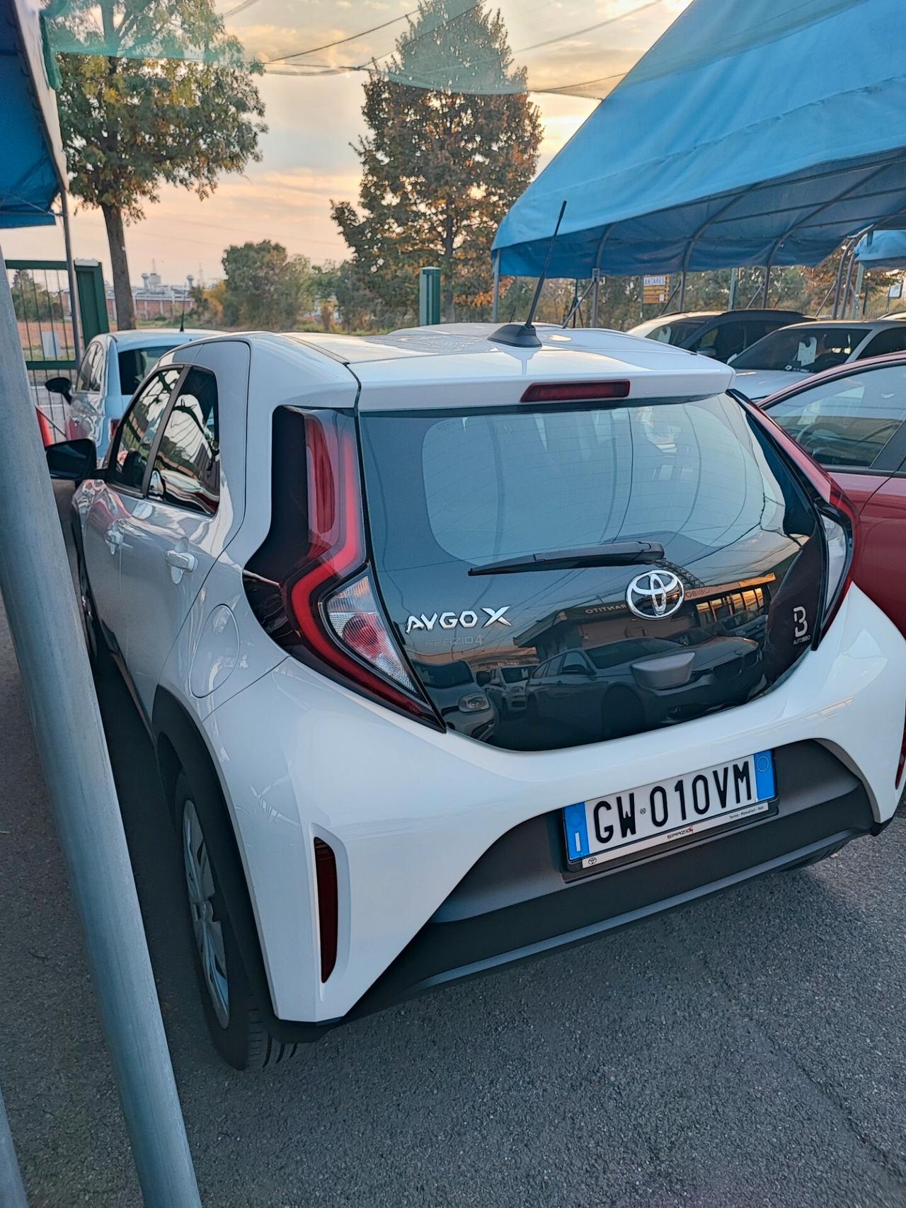 Toyota Aygo X 1.0 VVT-i 72 CV 5 porte Lounge Air