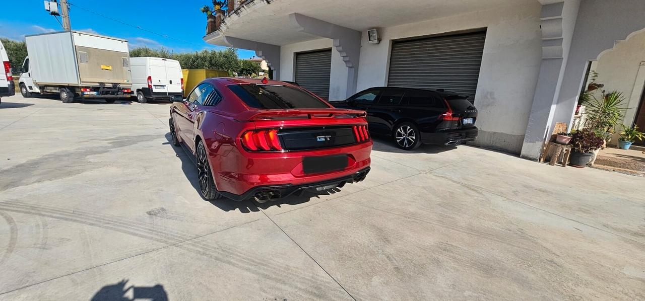 Ford Mustang Fastback 5.0 V8 GT