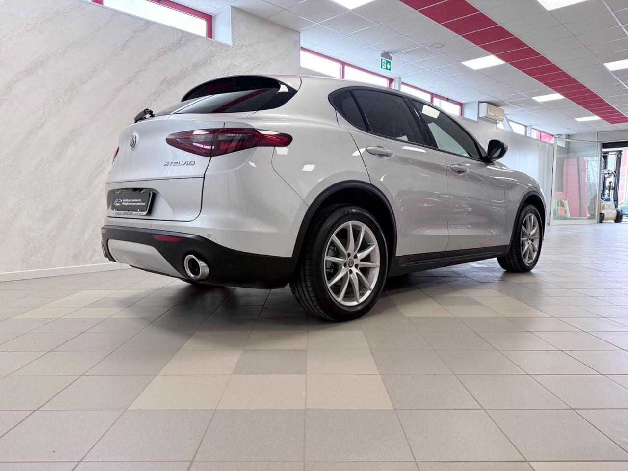 Alfa Romeo Stelvio 2.2 Turbodiesel 190 CV AT8 Q4 Executive