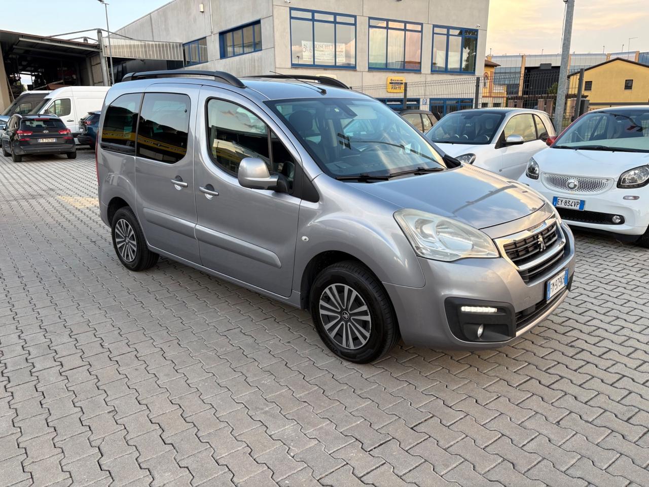 Peugeot Partner Tepee BlueHDi 120 S&S Active