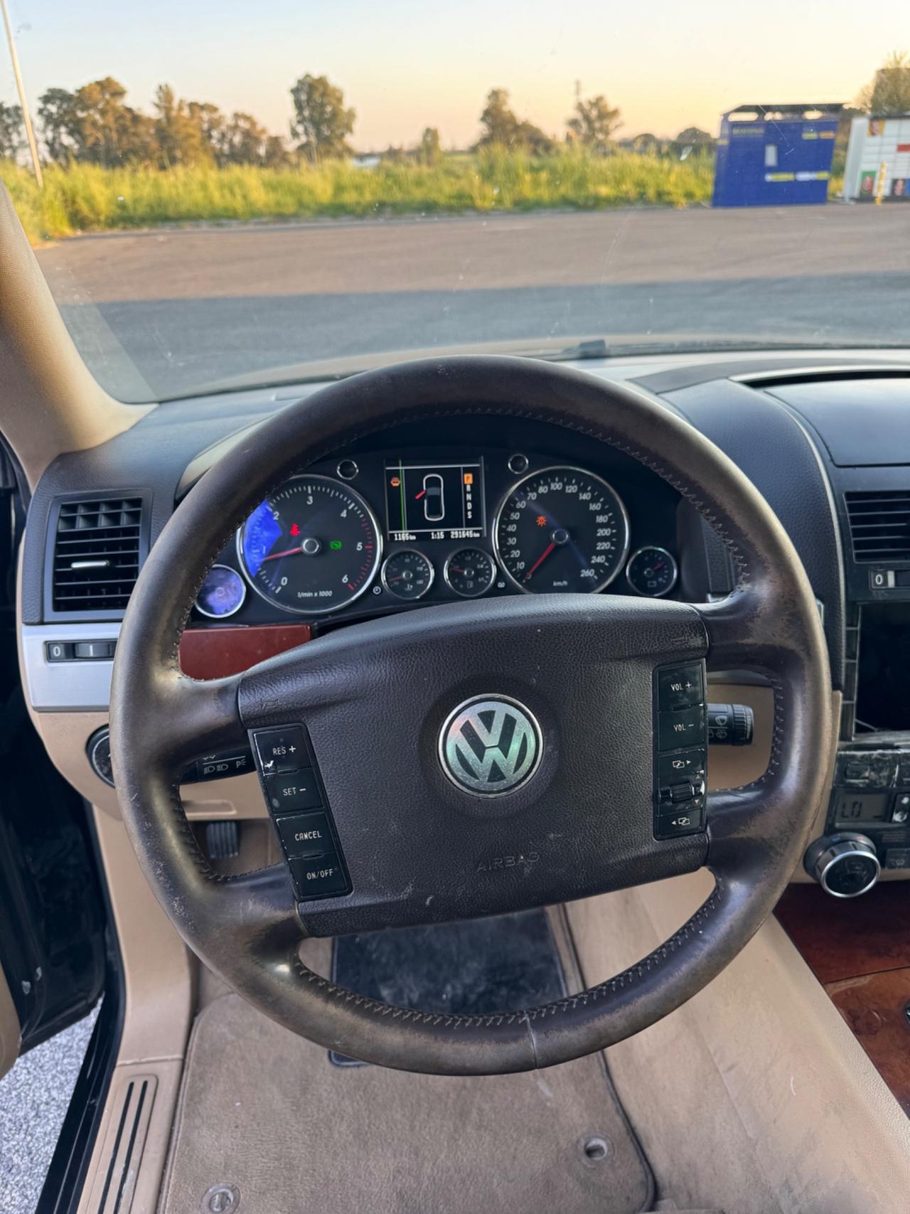 Volkswagen Touareg 2.5 R5 TDI