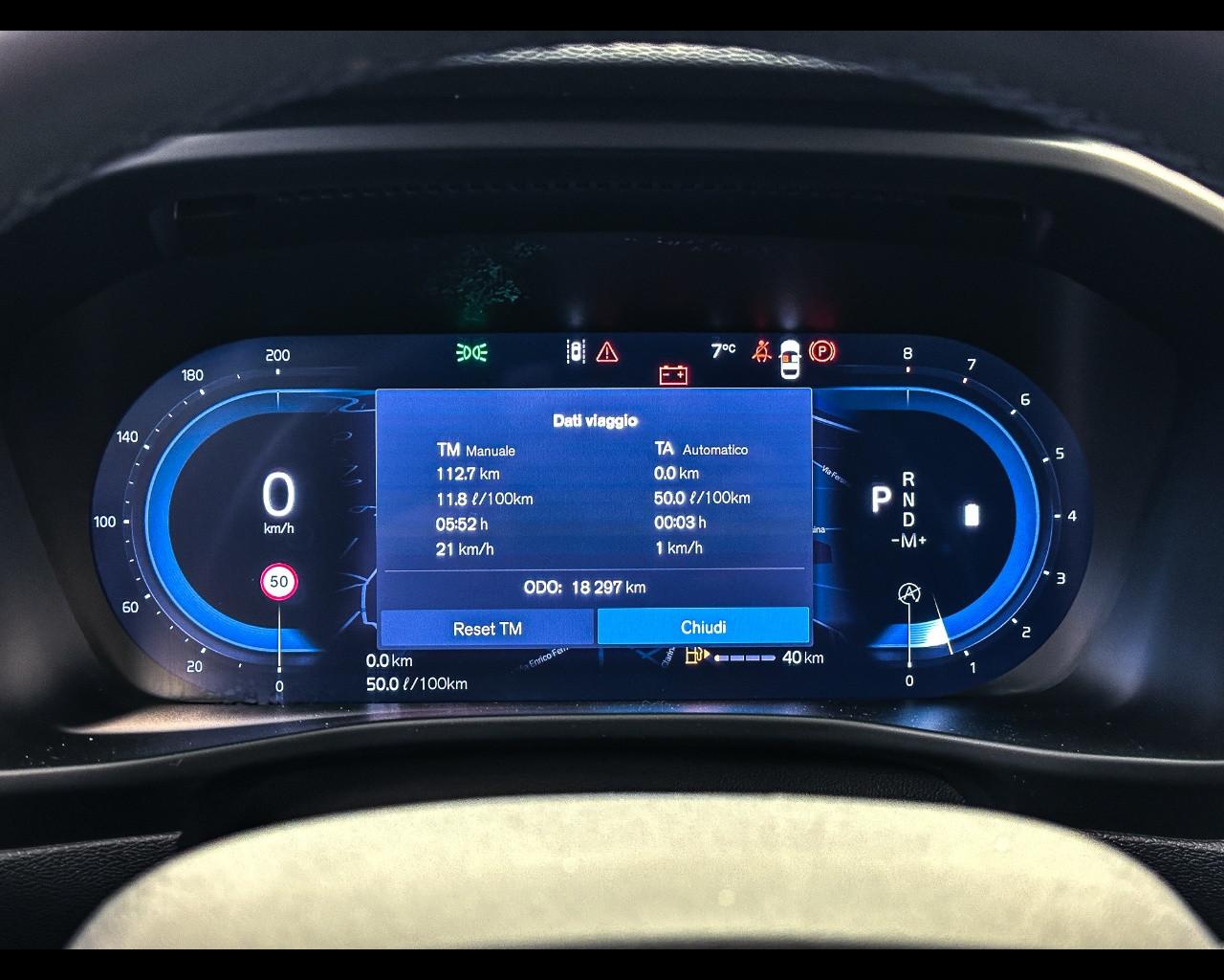 VOLVO XC40 (2017-->) - XC40 B3 automatico Core