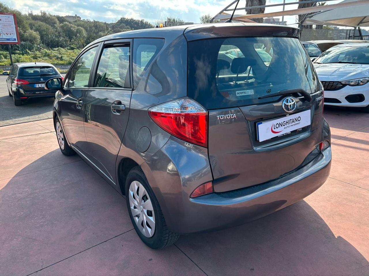 Toyota Verso-S 1.4D MT