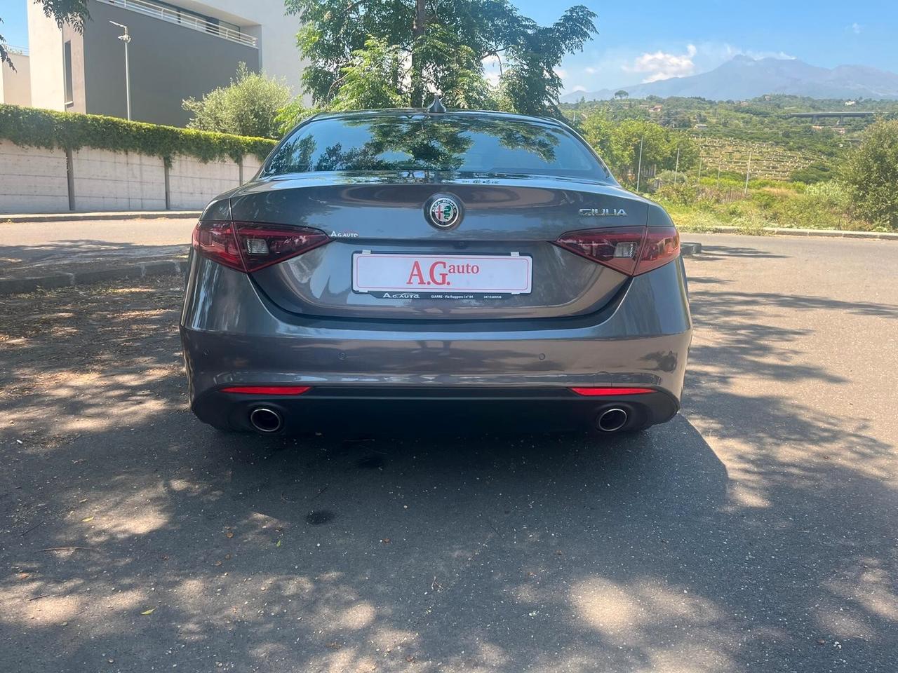 Alfa Romeo Giulia 2.2 Turbodiesel 180 CV Super FULL PELLE