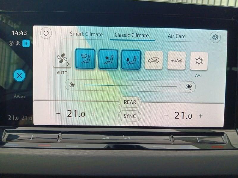 Volkswagen Golf 2.0 TDI 150 CV DSG SCR Style
