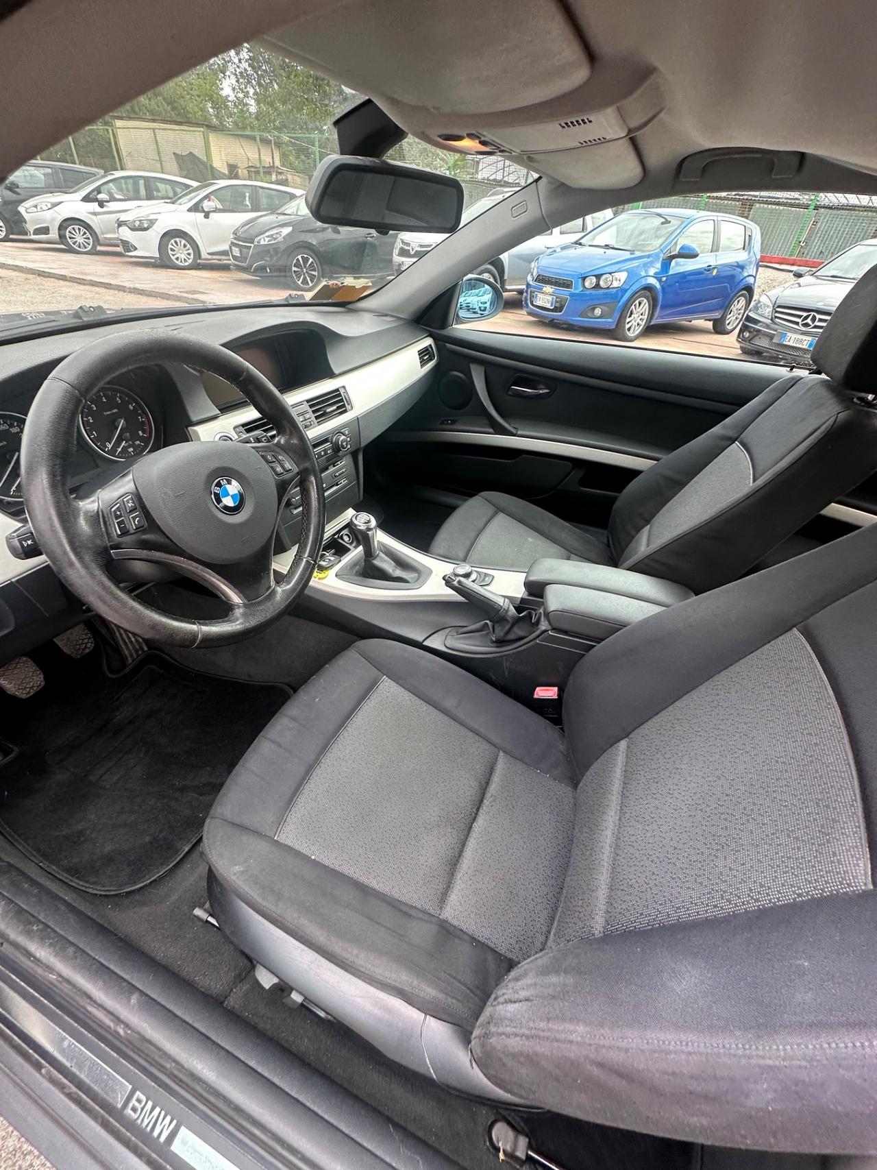 Bmw 325 325i cat Coupé Attiva
