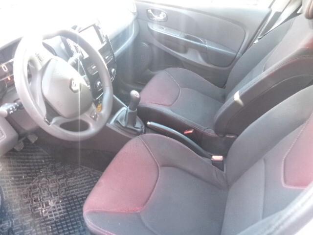 Renault Clio 1.2 75CV 5 porte Costume National