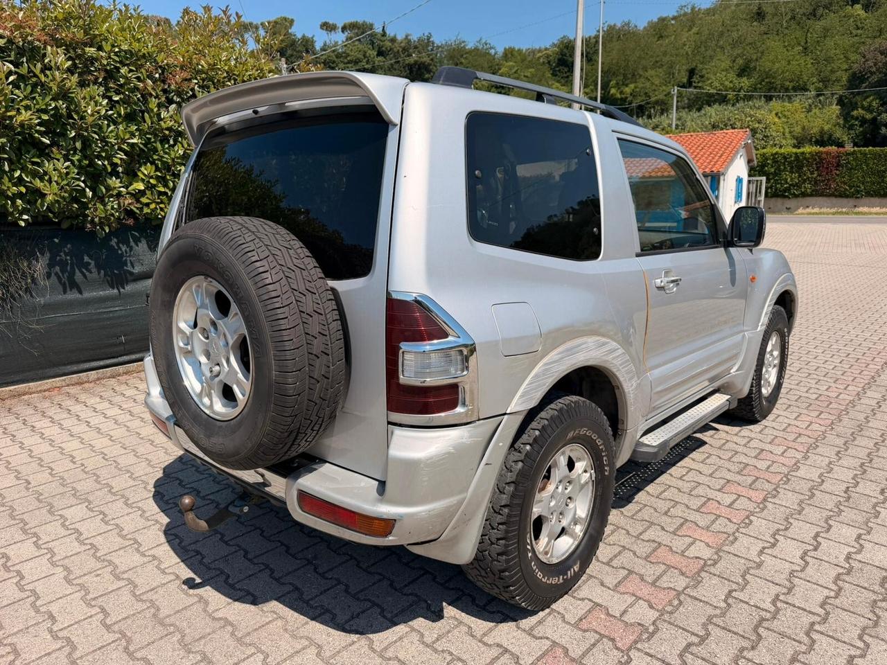 Mitsubishi Pajero 3.2 16V DI-D 3p. GLS1 4x4