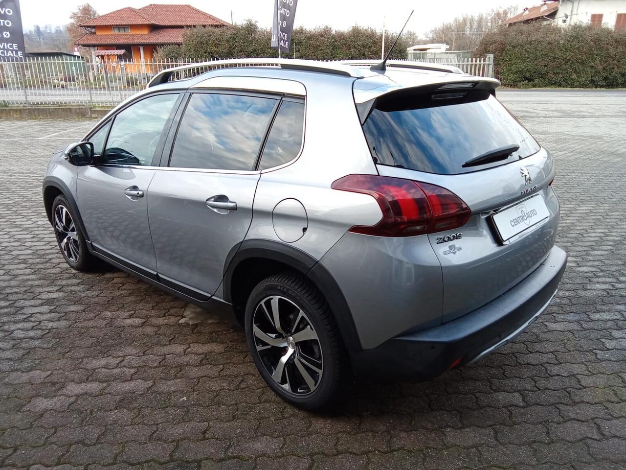 Peugeot 2008 BlueHDi 120 EAT6 S&S Allure
