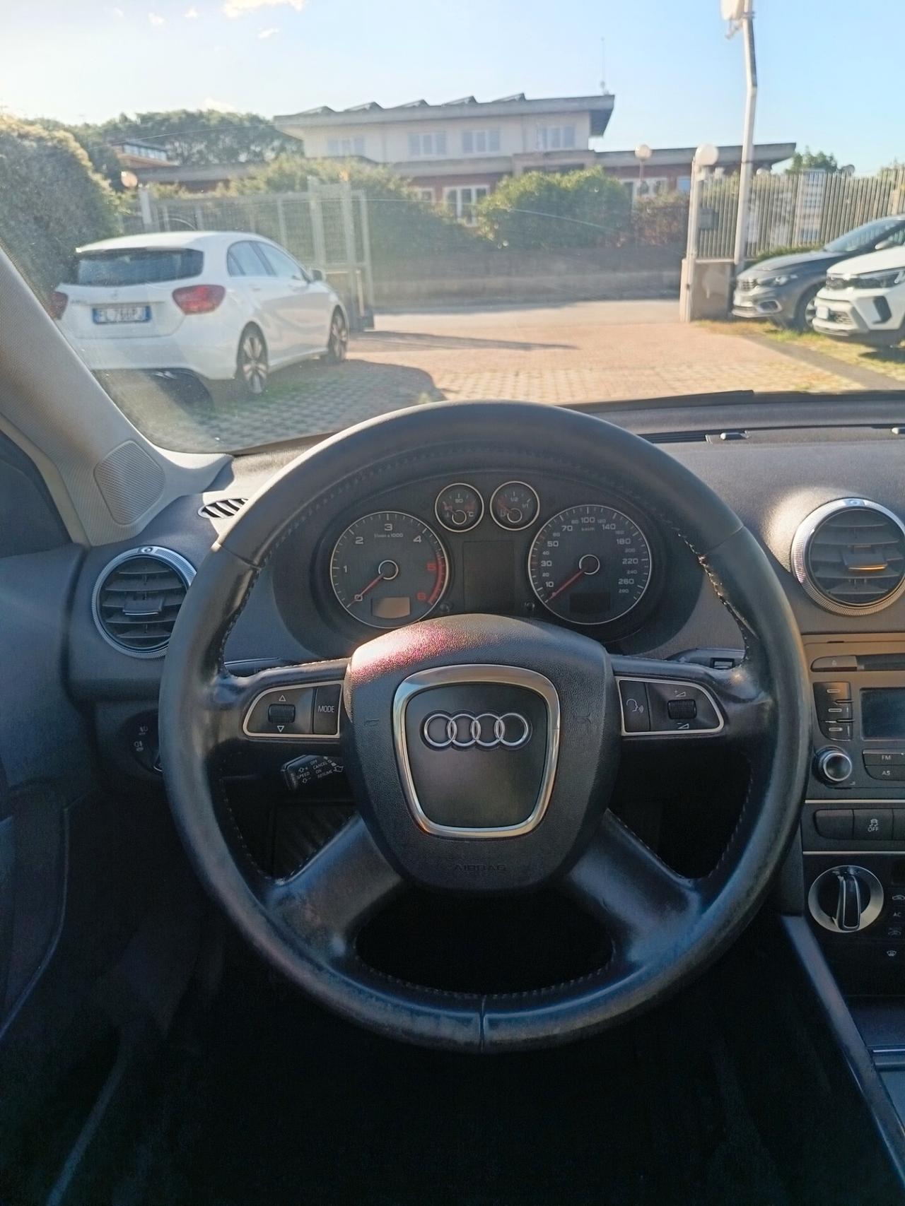 Audi A3 1.6 TDI 90 CV CR Attraction MOTORE REVISIONATO A KM 250.000
