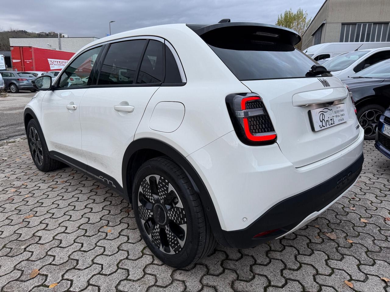 Fiat 600 Hybrid 100 CV DCT MHEV La Prima
