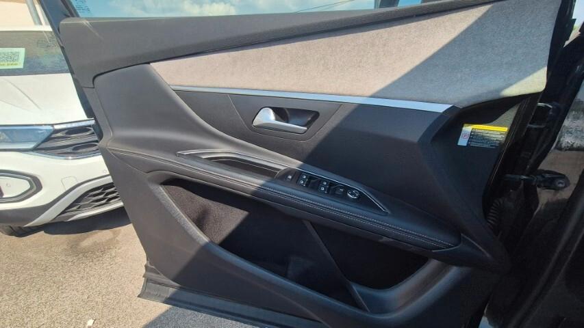 Peugeot 5008 BlueHDi 130 S&S EAT8 GT (7 POSTI) - 2023
