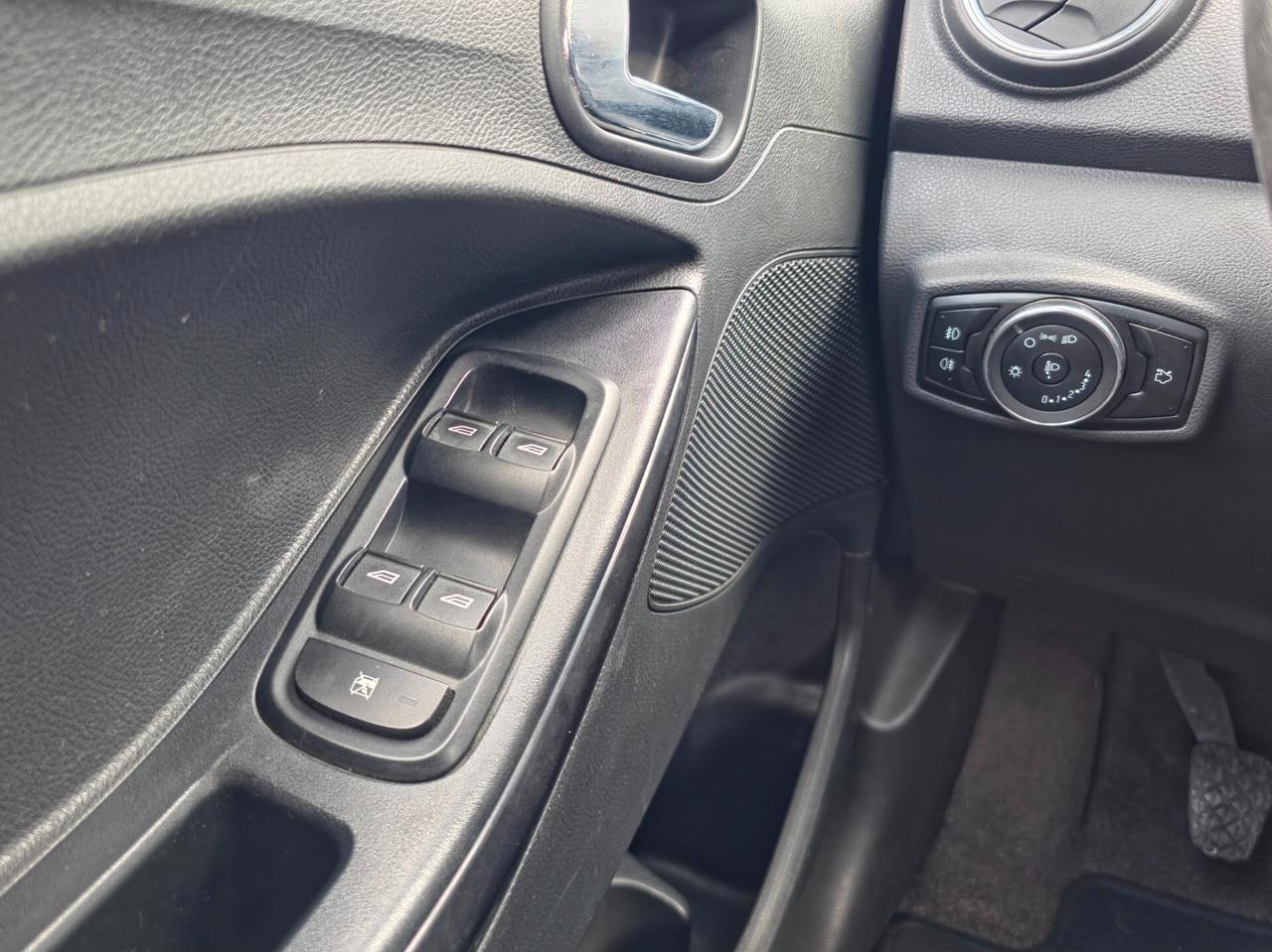 Ford Ka 1.2 Ti-VCT 85 CV Ultimate Color GPL E6B Manuale NEO 2018