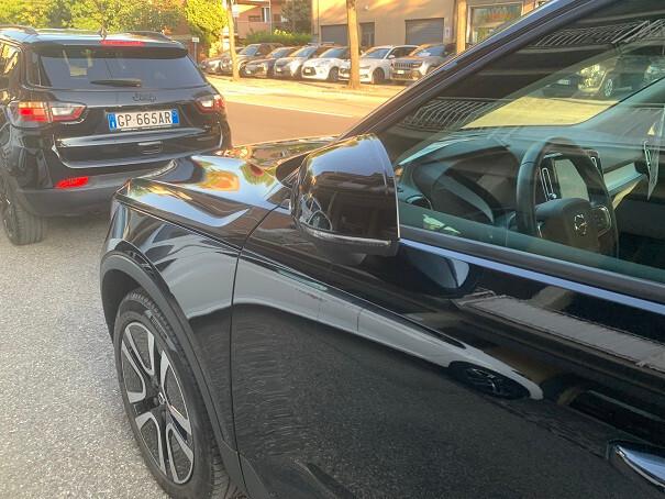 Volvo XC40 T2 Geartronic Momentum Pro