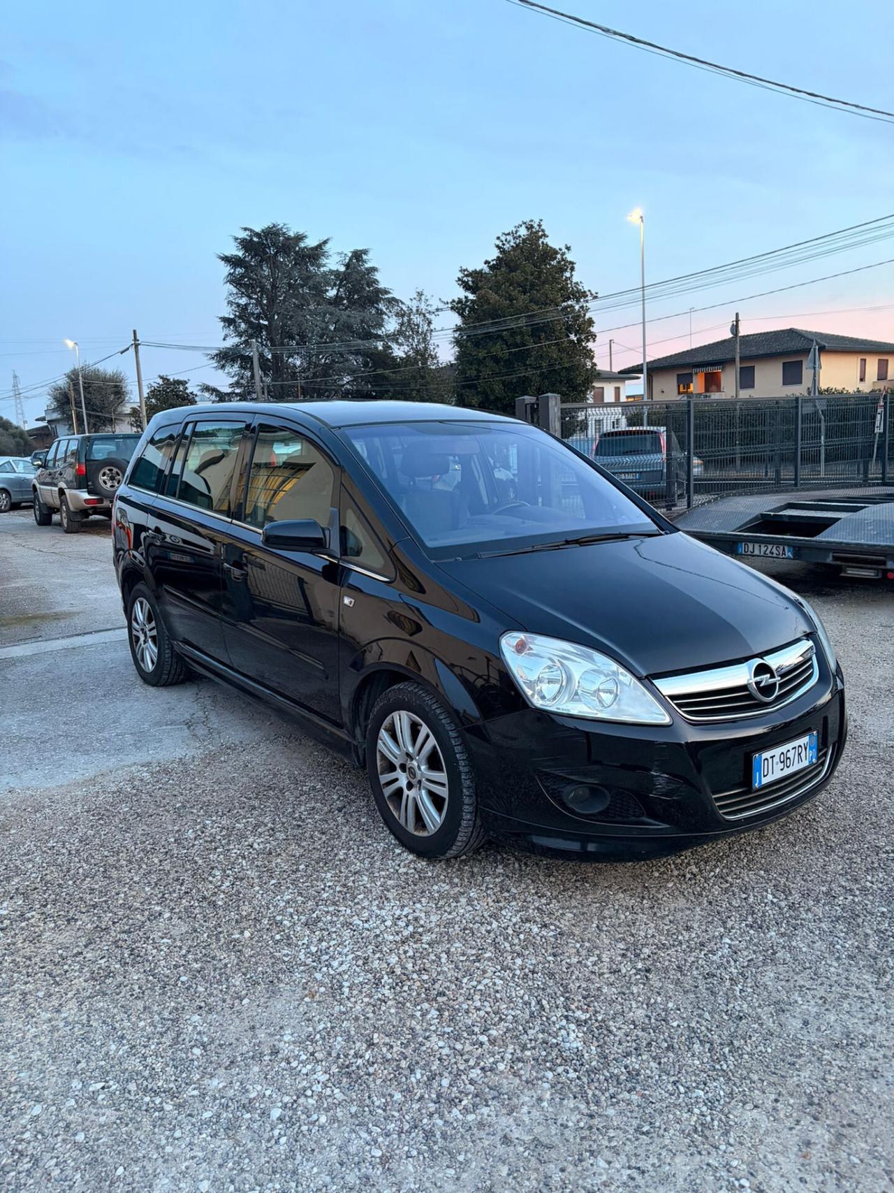 Opel Zafira 1.6 16V ecoM 94CV Cosmo