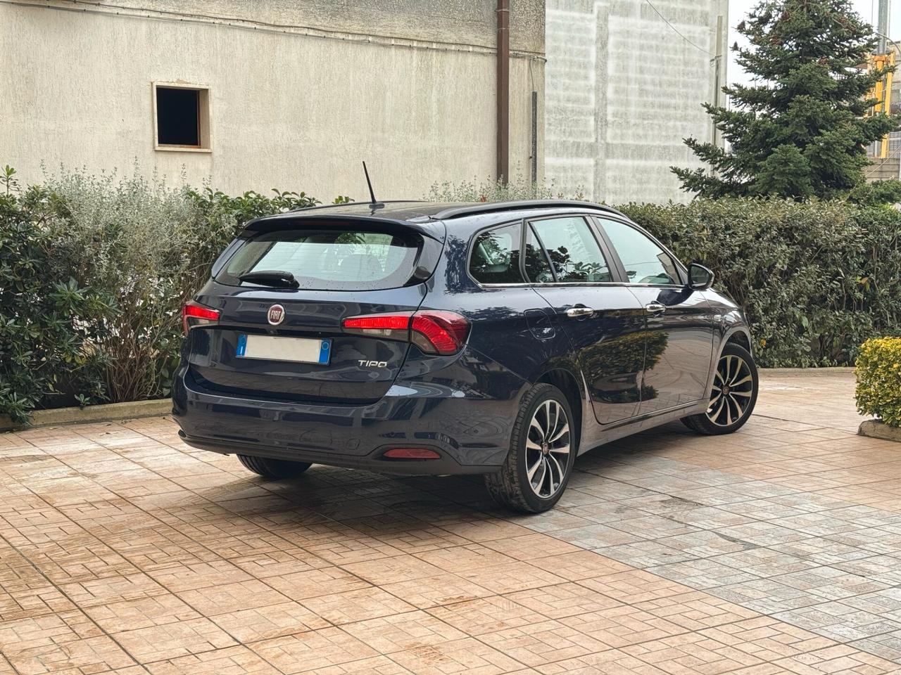 Fiat Tipo 1.6 Mjt S&S 5 porte Lounge 120 cv