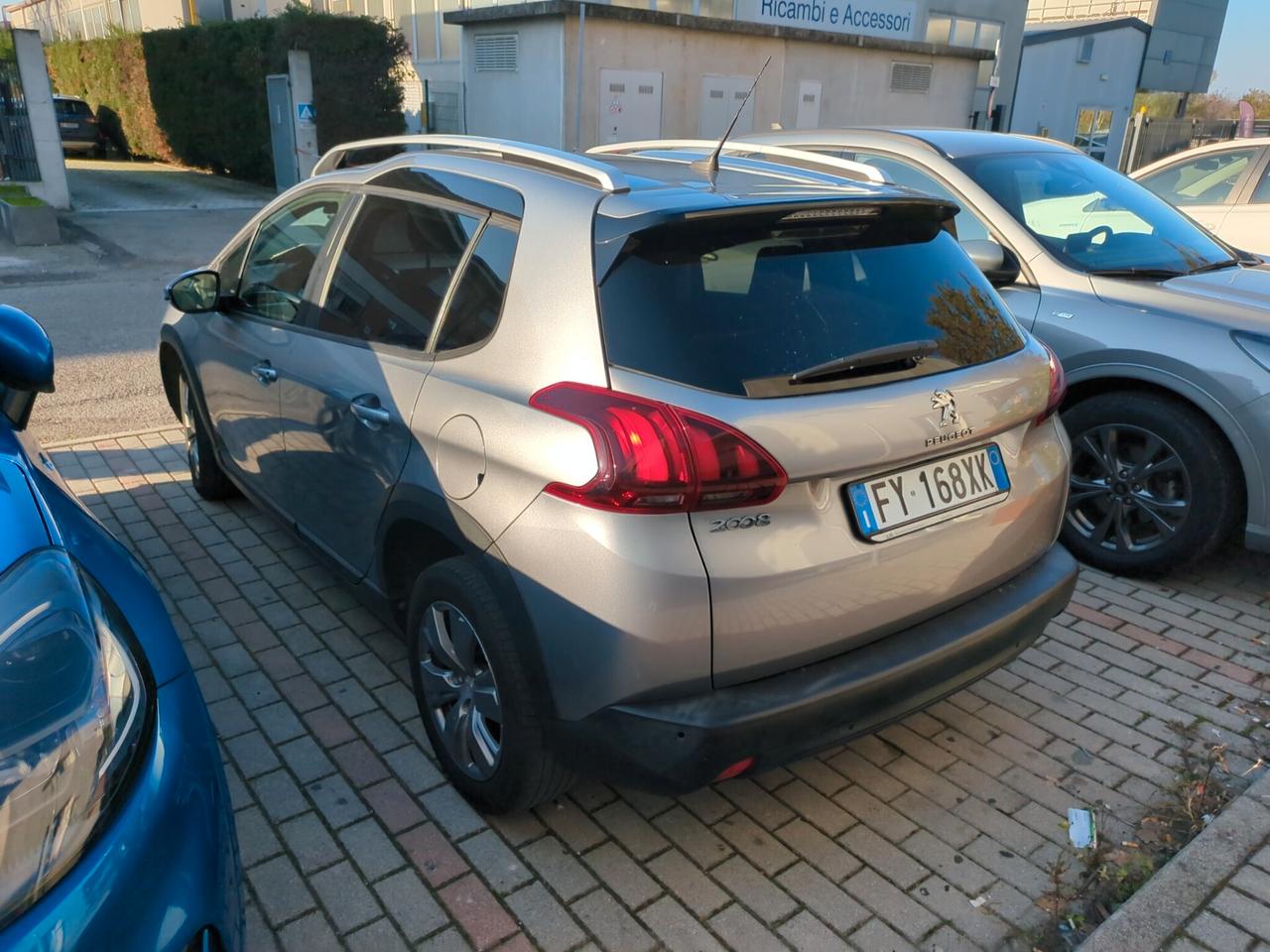 Peugeot 2008 BlueHDi 100 S&S Signature