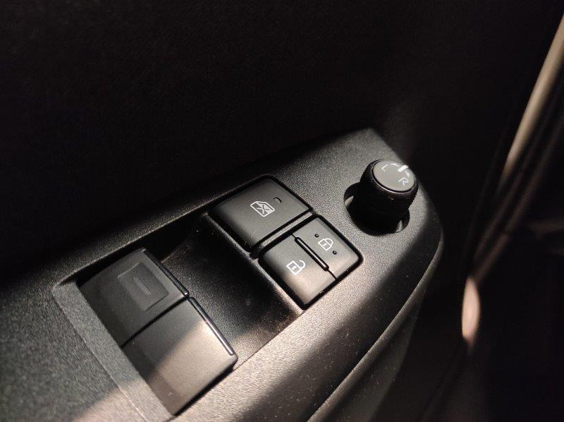 MAZDA Mazda2 Hybrid - Mazda2 Hybrid 1.5 VVT e-CVT Full Hybrid Electric Pure