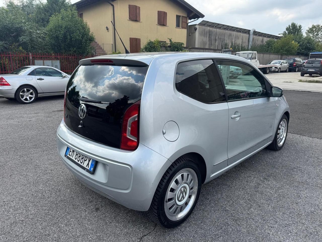 Volkswagen up! 1000cc