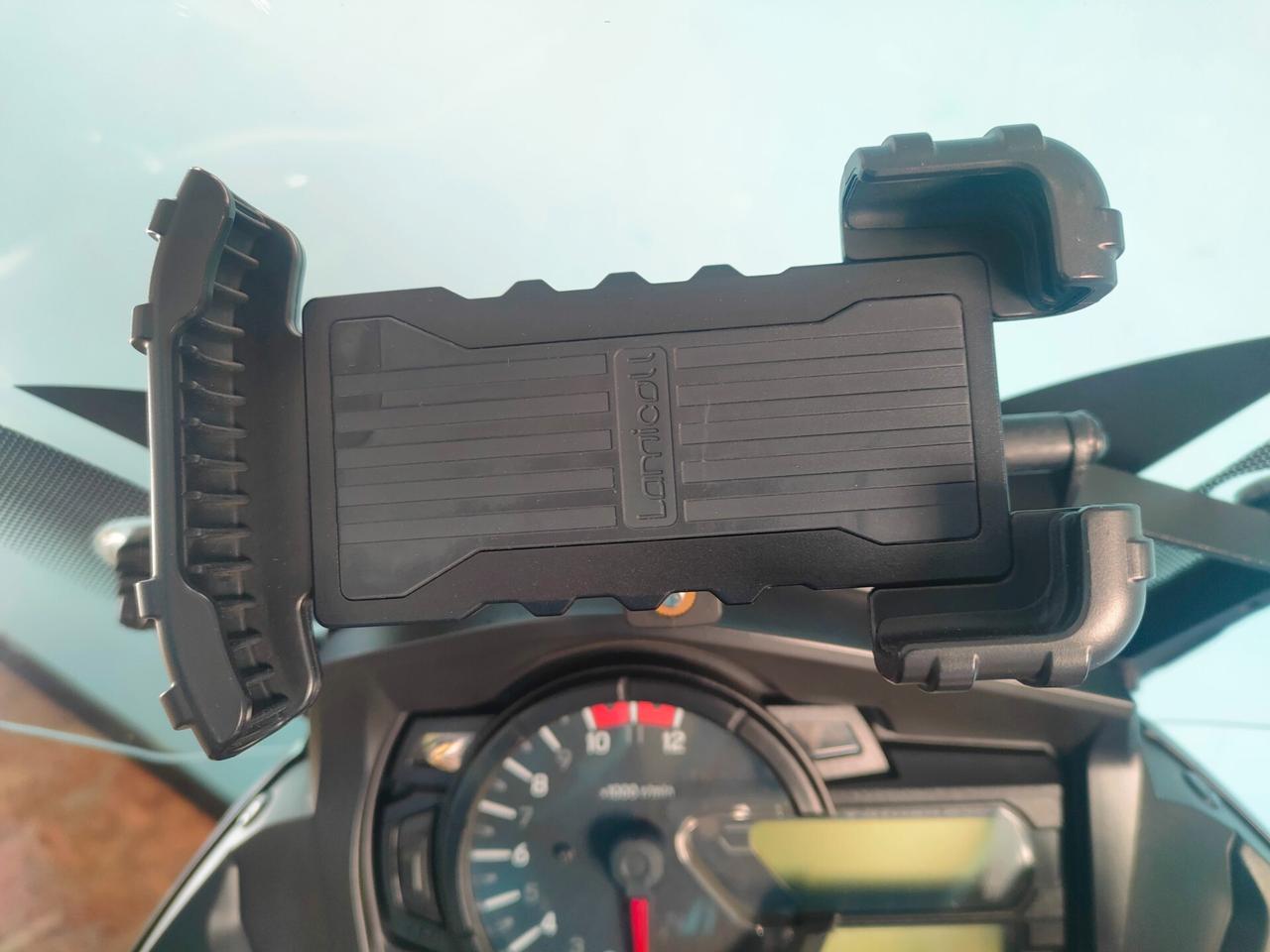 Suzuki V-Strom 650 XT - Davvero ben tenuta