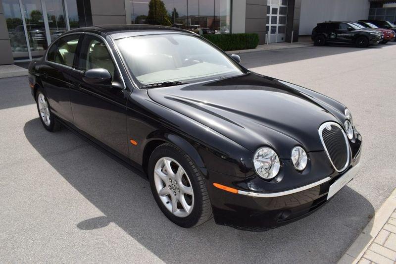 Jaguar S-Type 2.7 diesel V6 Executive