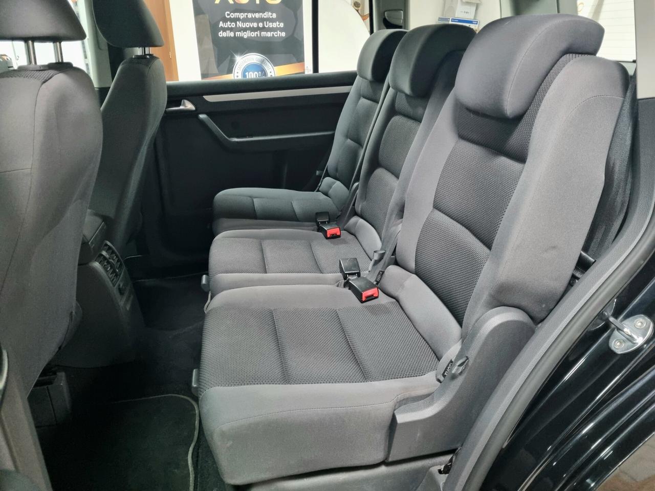 VOLKSWAGEN TOURAN 1.6 TDI 105 COMFORTLINE 7 POSTI