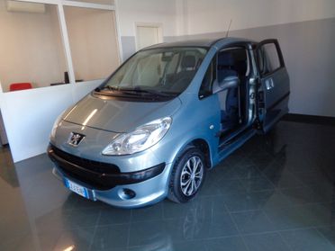 Peugeot 1007 1.4 Happy