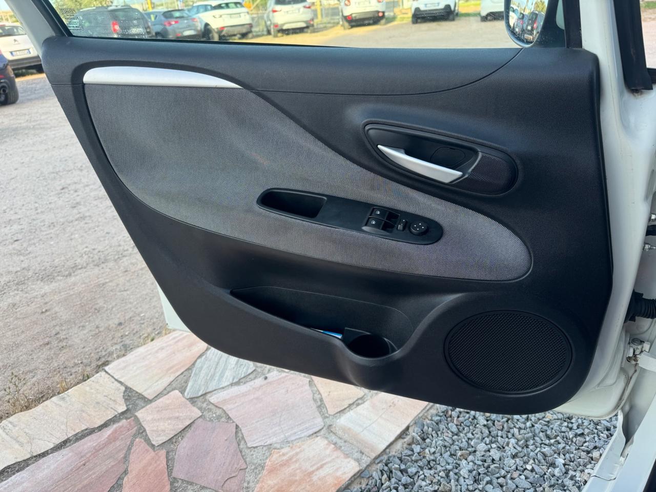 Fiat Punto Evo 1.4 5 porte Active GPL
