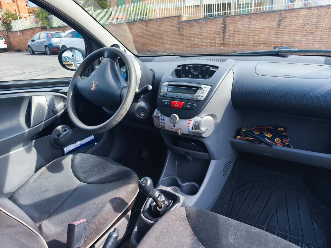 Peugeot 107 1.0 68CV 5p. Sweet Years