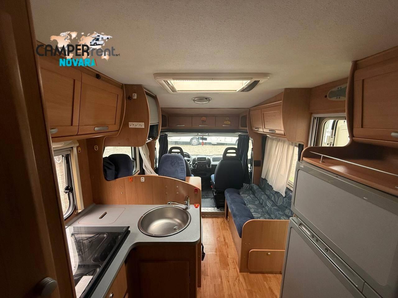 Ci International ELLIOT GARAGE P - SEMINTEGRALE GARAGE