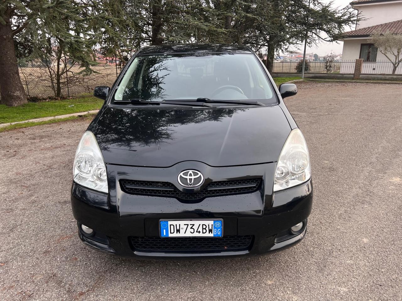 Toyota Corolla 2.2 136 cv